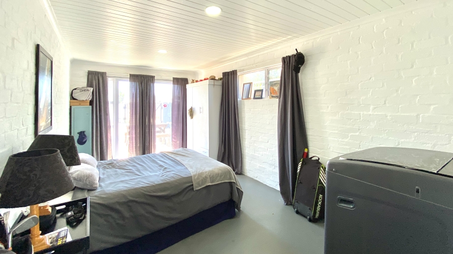 4 Bedroom Property for Sale in Velddrif Western Cape